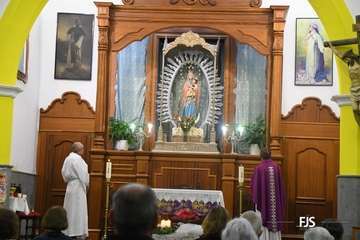 Papá Noel irrumpe en Lomo Magullo en un 4x4/FJS Fotografía.